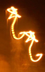 PAREJA DE SERES DE LUZ DE LA GALAXIA JJ